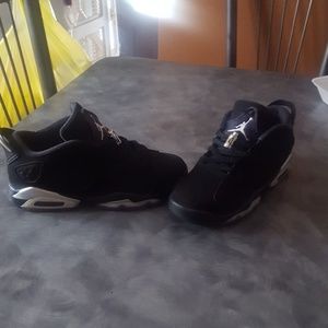 Jordans 6